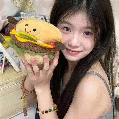 穿成萌宝靠山吃山富全家